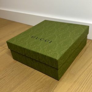 Gucci Shoe Box Cake & Shoe – Blue Sheep Bake Shop